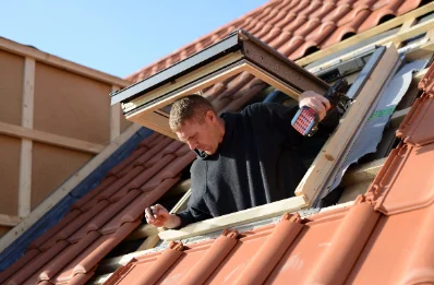 Pose de fenêtres de toit Velux à Nitting